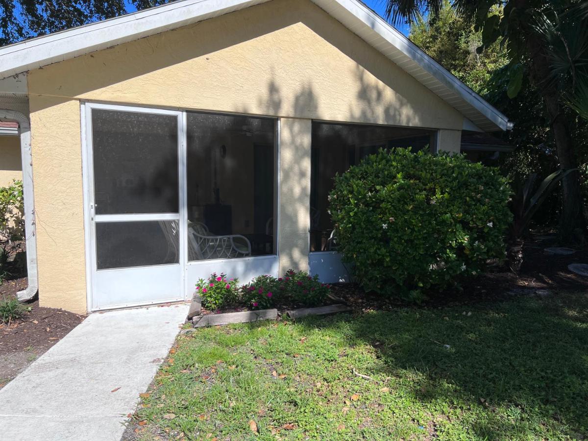 Private With Outside Garden Walk To The Bay And Ringling Museum Minutes From Downtown Villa Sarasota