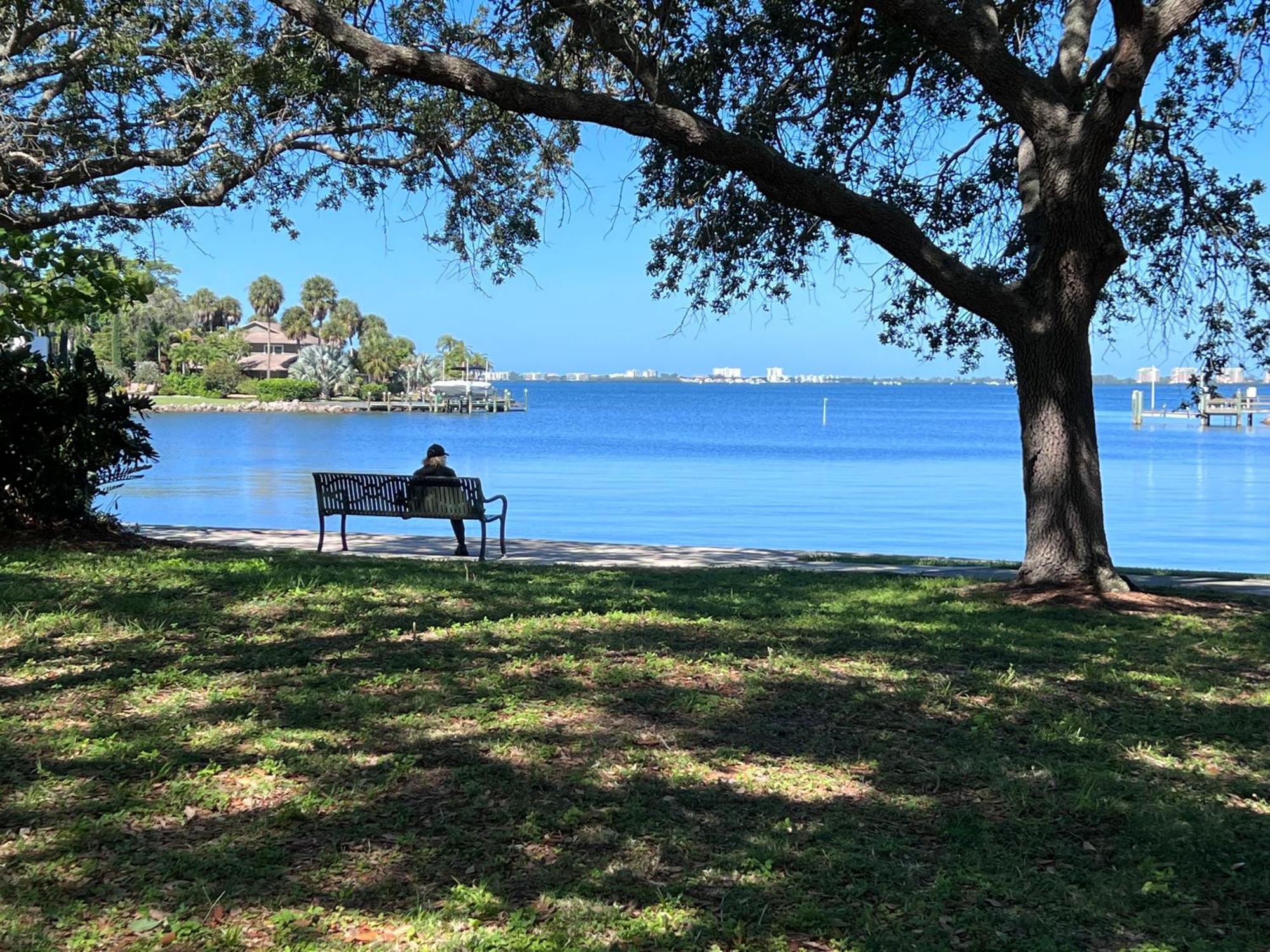 Private With Outside Garden Walk To The Bay And Ringling Museum Minutes From Downtown Villa *